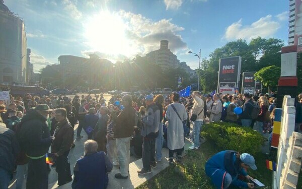 Miting proeuropean în Bucureşti Miting proeuropean în Bucureşti