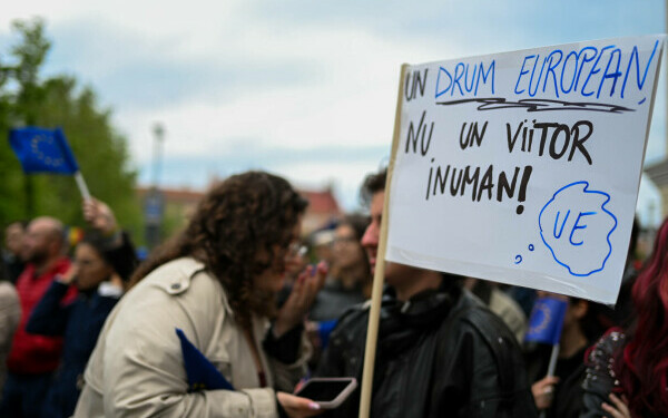 Miting proeuropean în țară Miting proeuropean în țară