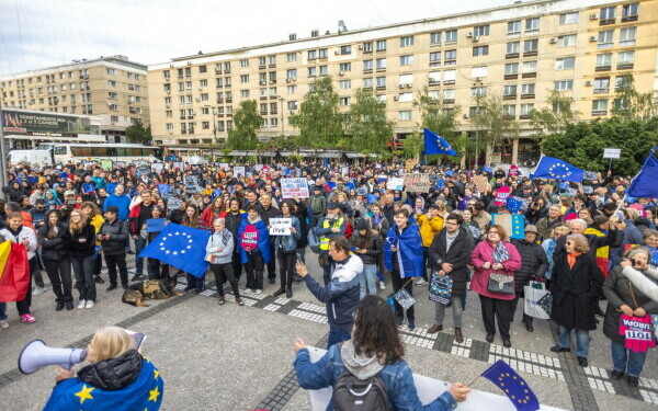 Miting proeuropean în țară Miting proeuropean în țară