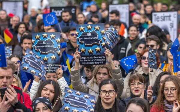 Miting proeuropean în țară Miting proeuropean în țară