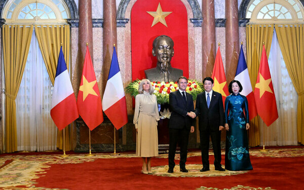 Brigitte și Emmanuel Macron Brigitte și Emmanuel Macron