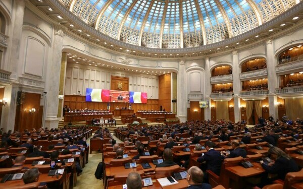 Parlament, Nicusor Dan Parlament, Nicusor Dan