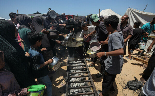 Un grup umanitar susținut de SUA distribuie ajutoare în Gaza