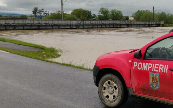inundatii inundatii