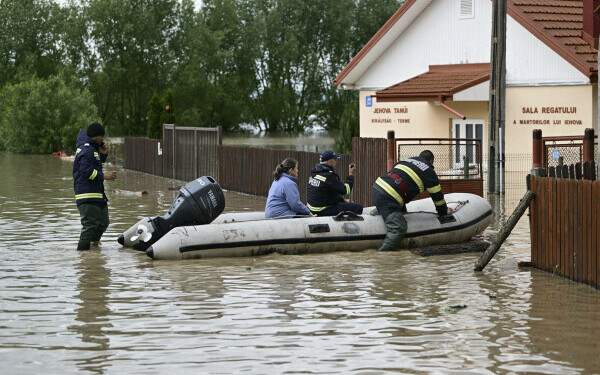inundatii inundatii