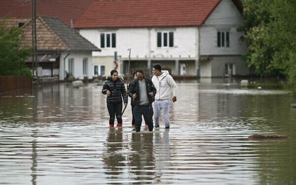 inundatii inundatii