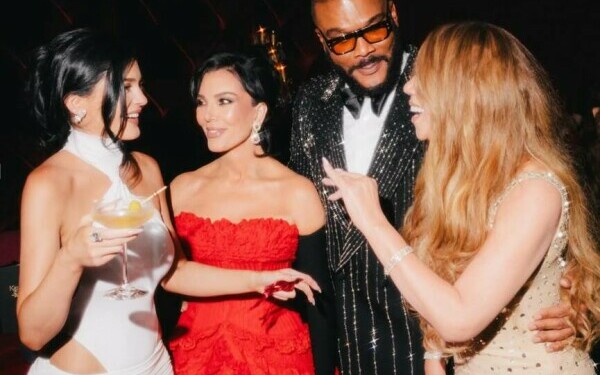 petrecere Kardashian