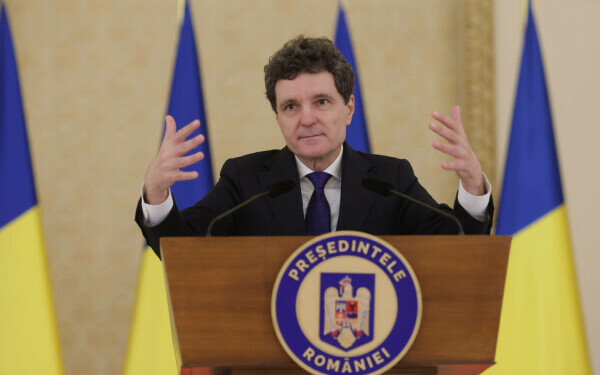 nicusor dan strategia nationala de aparare a tarii