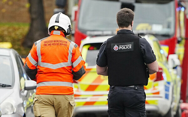 Atac armat lângă o sinagogă din Manchester