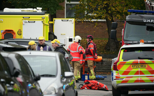 Atac armat lângă o sinagogă din Manchester