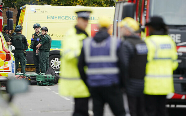 Atac armat lângă o sinagogă din Manchester