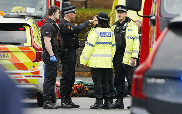 Atac armat lângă o sinagogă din Manchester