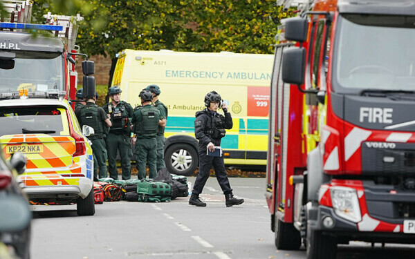 Atac armat lângă o sinagogă din Manchester