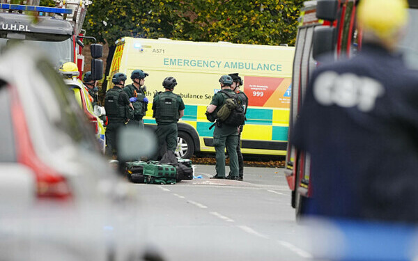 Atac armat lângă o sinagogă din Manchester