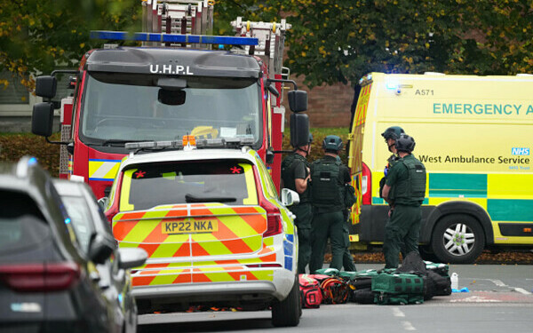 Atac armat lângă o sinagogă din Manchester