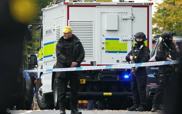 Atac armat lângă o sinagogă din Manchester