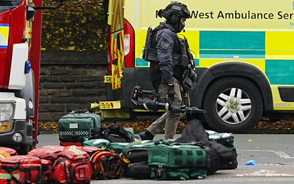 Atac armat lângă o sinagogă din Manchester