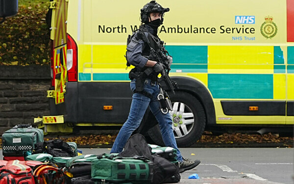 Atac armat lângă o sinagogă din Manchester