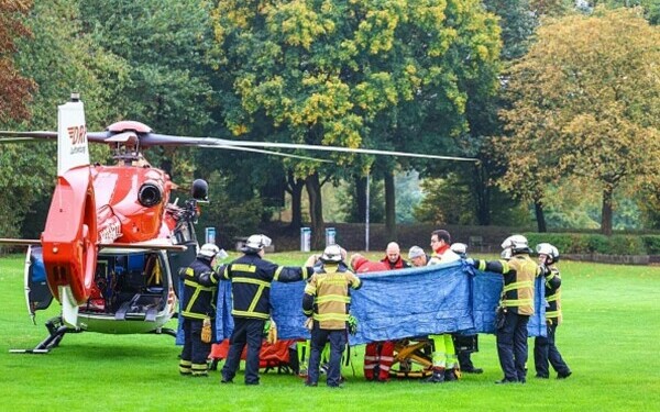 Primăriţa înjunghiată Germania