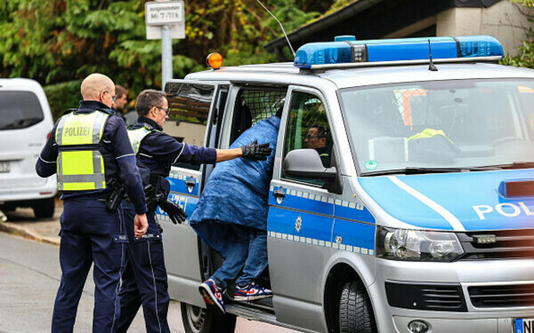 Primăriţa înjunghiată Germania