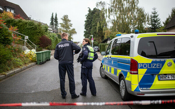 Primăriţa înjunghiată Germania