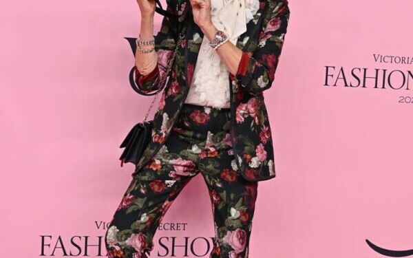 vedetele care au strălucit la show-ul Victoria’s Secret