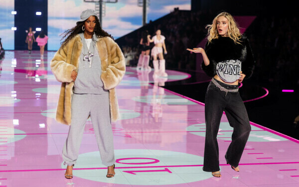 vedetele care au strălucit la show-ul Victoria’s Secret