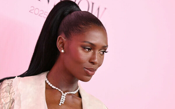 vedetele care au strălucit la show-ul Victoria’s Secret