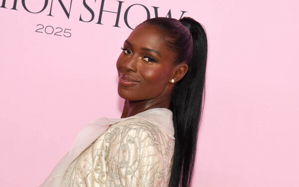 vedetele care au strălucit la show-ul Victoria’s Secret