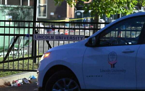 Atac armat la o petrecere studenţească, în SUA