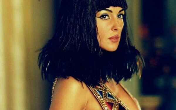 Monica Bellucci - 10