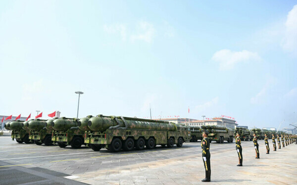 arme parada beijing 2025