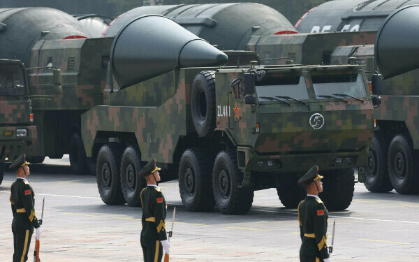 arme parada beijing 2025