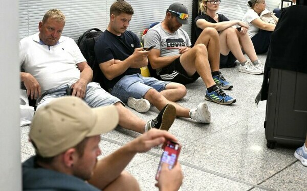 Haos pe aeroportul din Mallorca. Ploile torențiale au provocat întârzieri și anulări de zboruri.