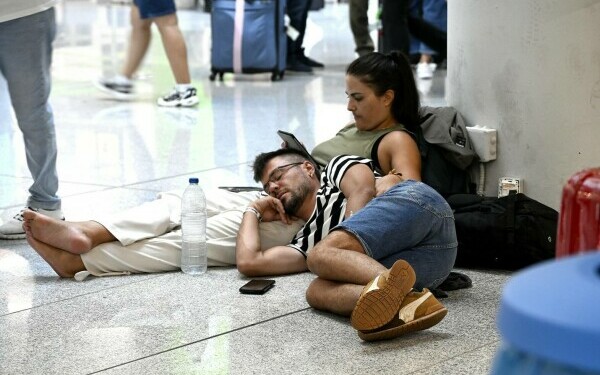 Haos pe aeroportul din Mallorca. Ploile torențiale au provocat întârzieri și anulări de zboruri.