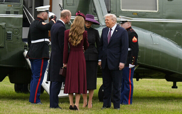 Donald Trump şi-a început vizita istorică în Marea Britanie