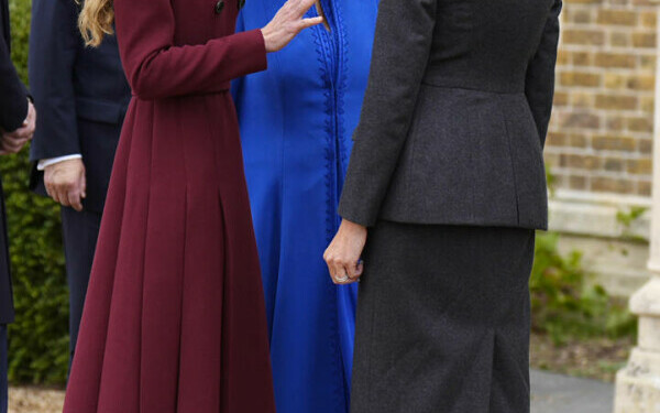 Donald Trump şi-a început vizita istorică în Marea Britanie