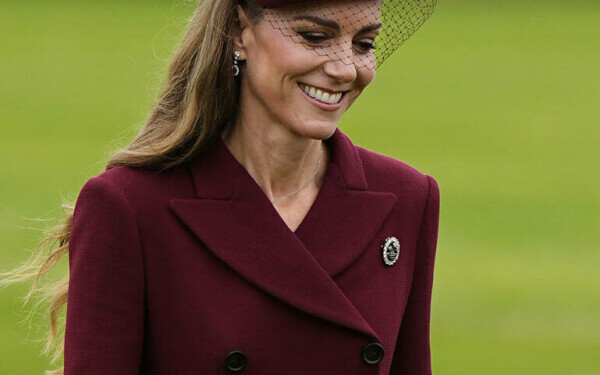 Donald Trump şi-a început vizita istorică în Marea Britanie