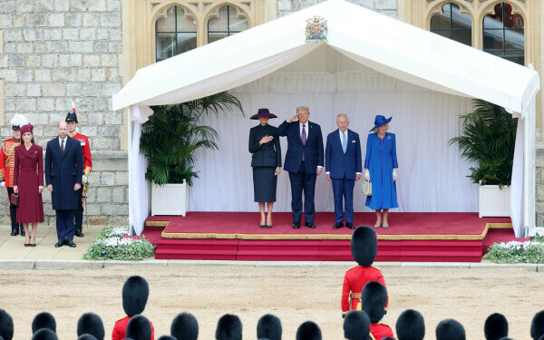 Donald Trump şi-a început vizita istorică în Marea Britanie