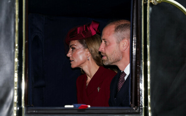 Donald Trump şi-a început vizita istorică în Marea Britanie