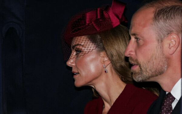 Donald Trump şi-a început vizita istorică în Marea Britanie