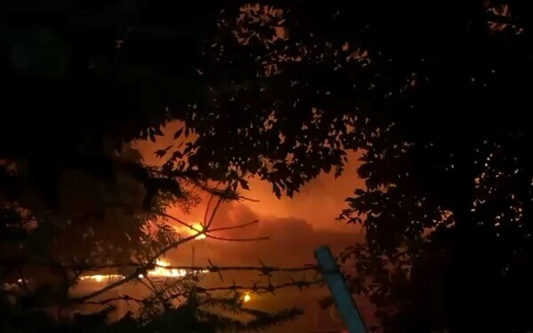 Incendiu la un depozit din Sectorul 2 din București