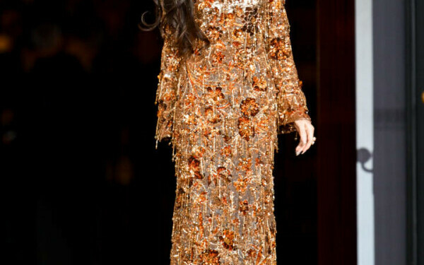 Demi Moore, apariție de senzație la Milano Fashion Week