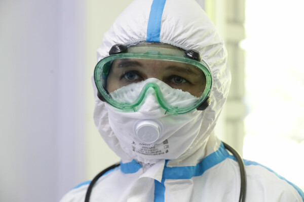 Noi mutații ale coronavirusului descoperite în Siberia. Anunțul autorităților sanitare din Rusia