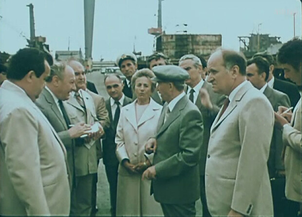 Ceausescu pe santierul naval