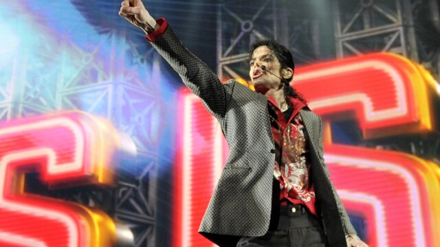 Michael Jackson, pentru ultima oara pe scena! - Imaginea 1