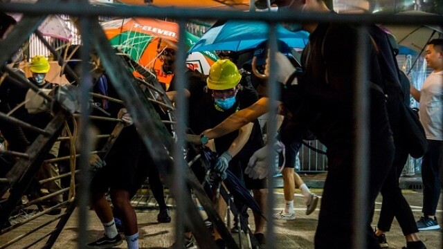 Proteste în Hong Kong. Poliția a folosit gaze lacrimogene împotriva manifestanților - Imaginea 3