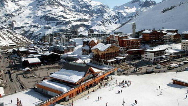 Top cele mai frumoase statiuni de schi din lume - Imaginea 21