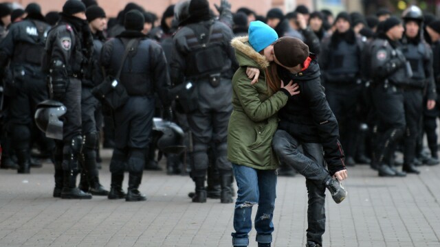Motiunea de demitere a guvernului din Kiev a cazut, insa opozitia nu renunta la proteste - Imaginea 3