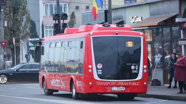 Primul oraş din România în care toate mijloacele de transport în comun sunt electrice - Imaginea 2